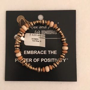 NEW Alex and Ani Dune Wrap